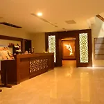 Fame Hotel 4*